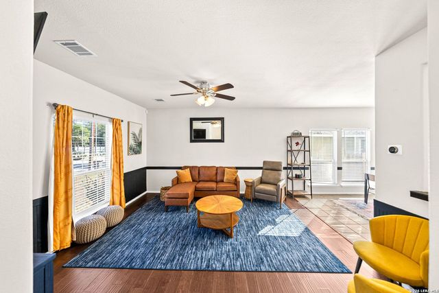 603 S MESQUITE ST, San Antonio, TX 78203