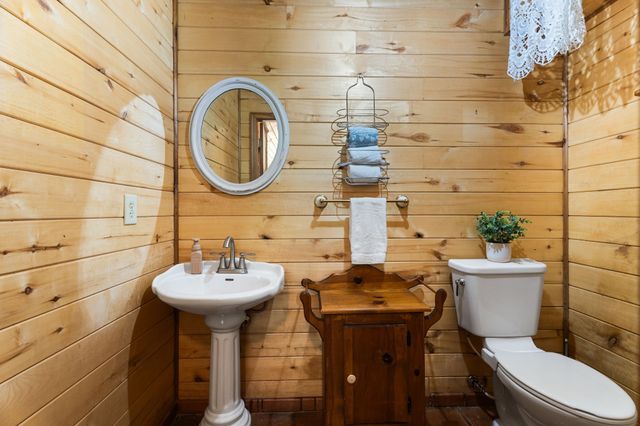 1081 County Road 3875, Mineola, TX 75773