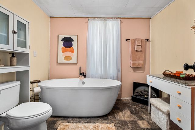 1081 County Road 3875, Mineola, TX 75773