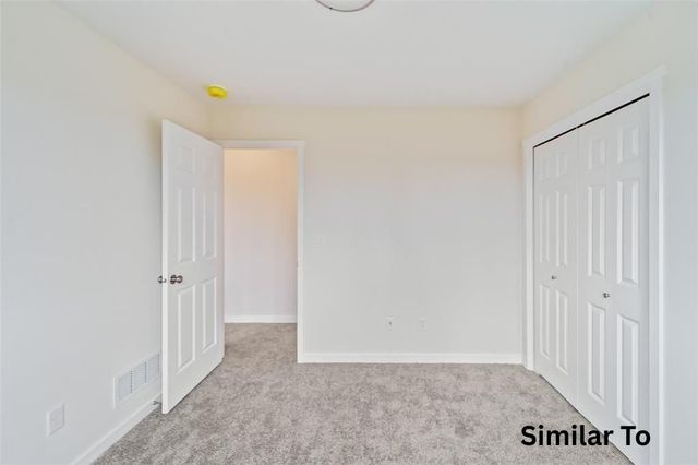 215 Varley Lane, Stuart, IA 50250