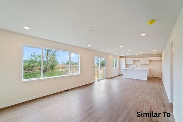 215 Varley Lane, Stuart, IA 50250