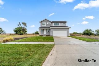 215 Varley Lane, Stuart, IA 50250