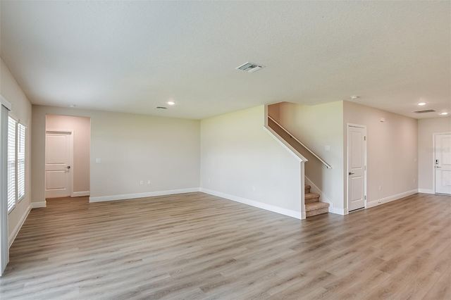 31717 BIENVILLE LANE, Wesley Chapel, FL 33545