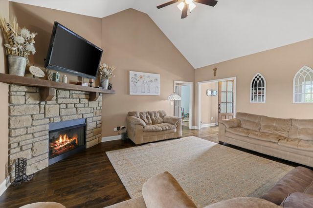 645 Jackson Rd, Portland, TN 37148