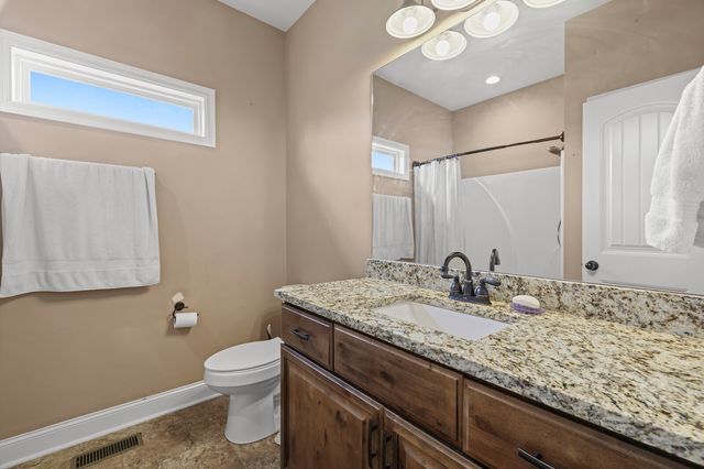 645 Jackson Rd, Portland, TN 37148