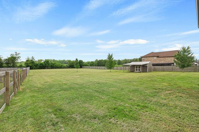 645 Jackson Rd, Portland, TN 37148