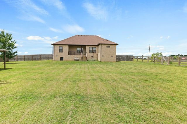 645 Jackson Rd, Portland, TN 37148