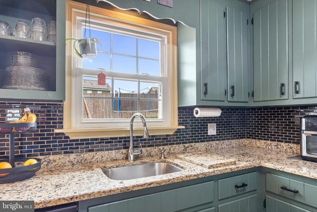 716 WOODSIDE DR, Westminster, MD 21157