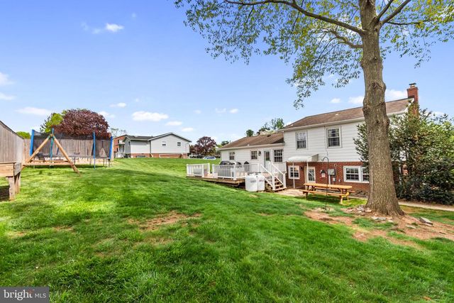 716 WOODSIDE DR, Westminster, MD 21157