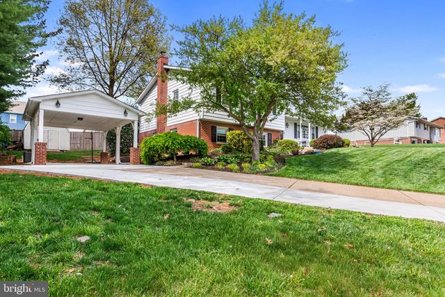 716 WOODSIDE DR, Westminster, MD 21157