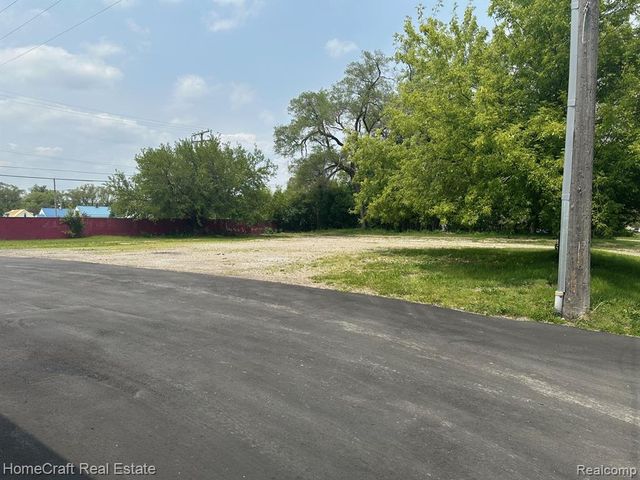 490 Greenlawn Street, Ypsilanti, MI 48198