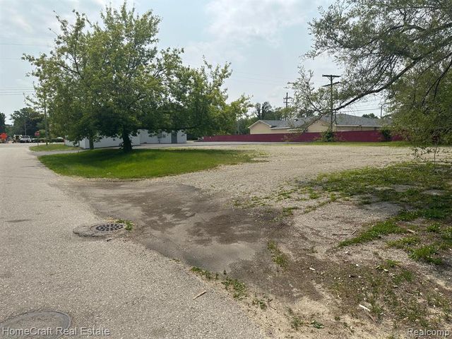 490 Greenlawn Street, Ypsilanti, MI 48198