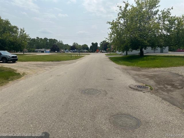 490 Greenlawn Street, Ypsilanti, MI 48198