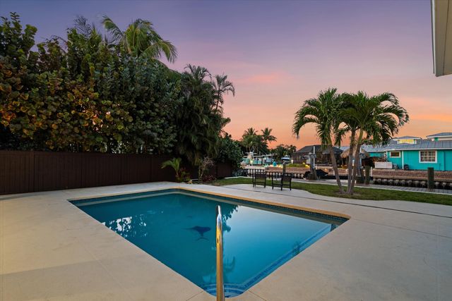 401 Center Street, Jupiter, FL 33458