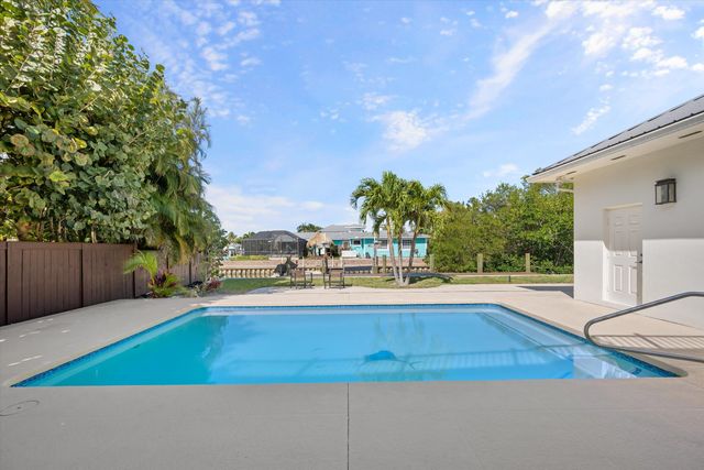 401 Center Street, Jupiter, FL 33458