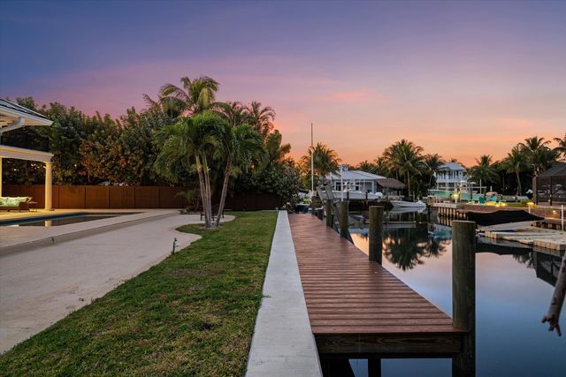 401 Center Street, Jupiter, FL 33458