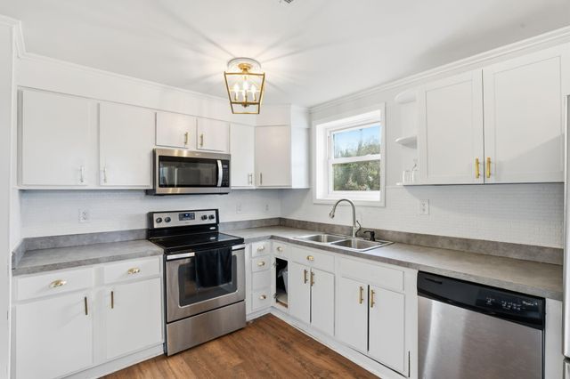 1733 Etheridge Road, Wadmalaw Island, SC 29487