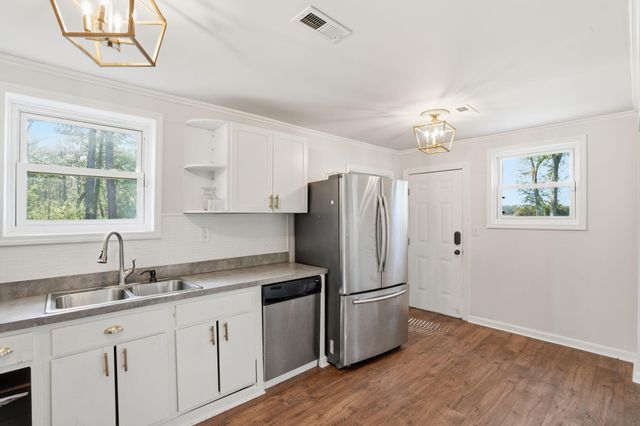 1733 Etheridge Road, Wadmalaw Island, SC 29487