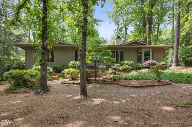 209 Lakeview Drive, Sanford, NC 27332