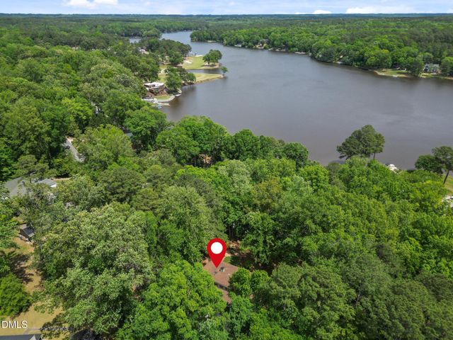 209 Lakeview Drive, Sanford, NC 27332