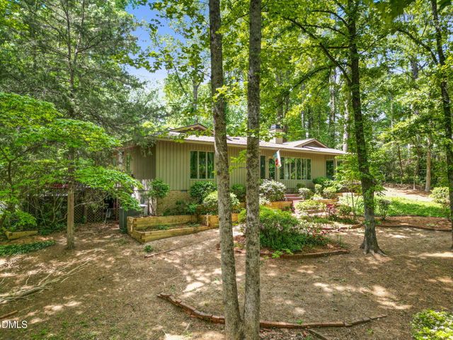 209 Lakeview Drive, Sanford, NC 27332