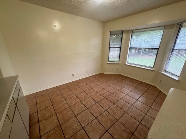 5604 Fireside Drive, Arlington, TX 76016
