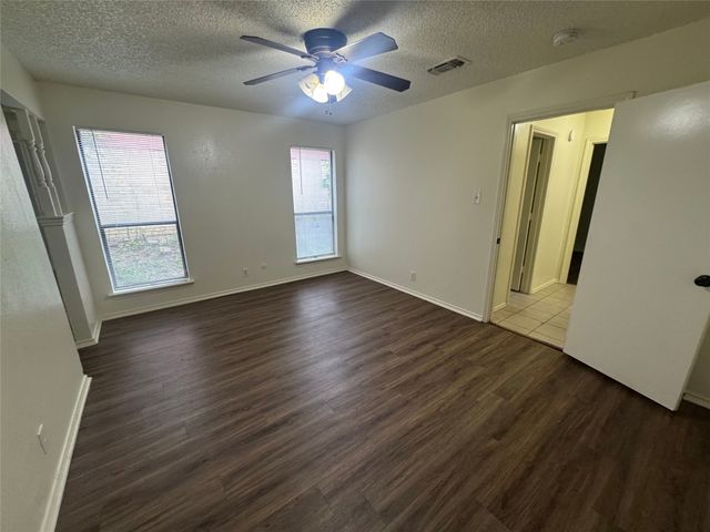5604 Fireside Drive, Arlington, TX 76016