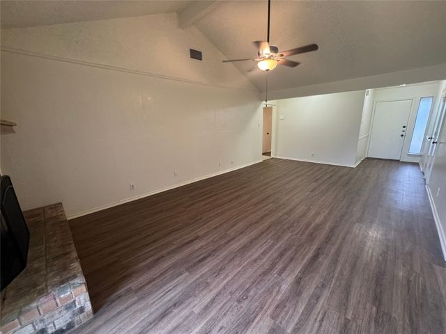 5604 Fireside Drive, Arlington, TX 76016