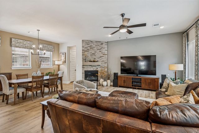 4810 Emerald Grove, Arlington, TX 76005