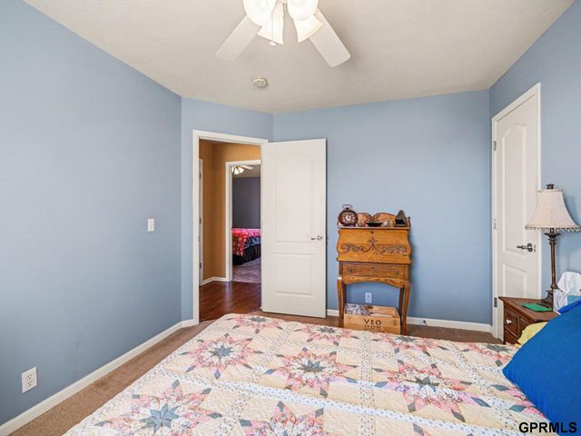 7520 S 180th Avenue, Omaha, NE 68136