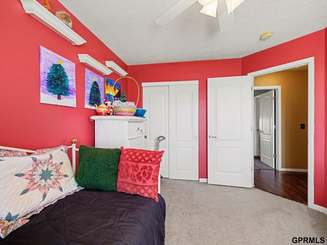 7520 S 180th Avenue, Omaha, NE 68136