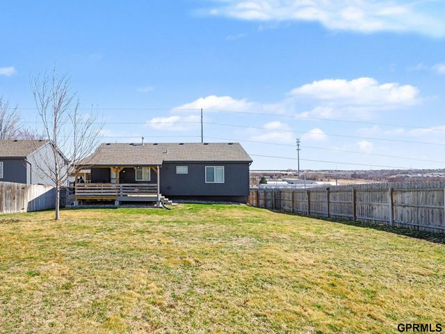 7520 S 180th Avenue, Omaha, NE 68136