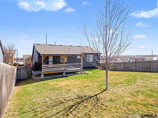 7520 S 180th Avenue, Omaha, NE 68136