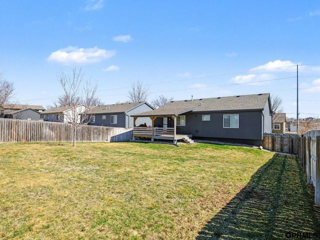 7520 S 180th Avenue, Omaha, NE 68136