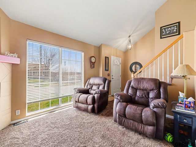 7520 S 180th Avenue, Omaha, NE 68136