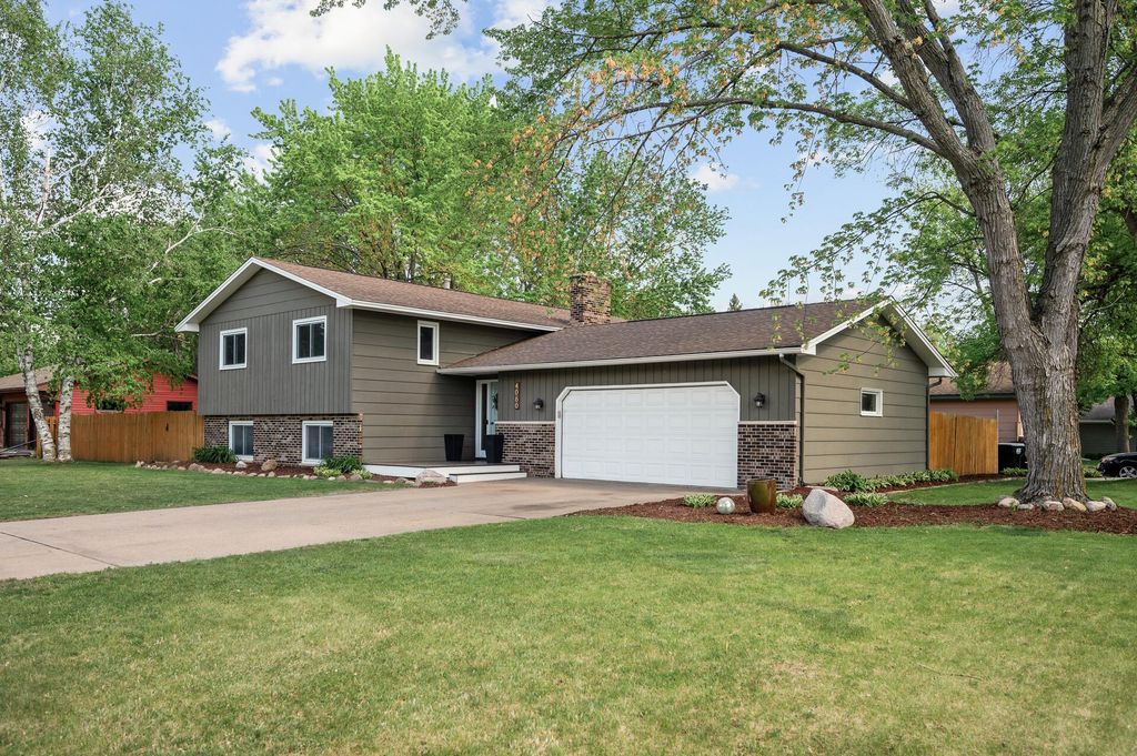 4060 121st Avenue NW, Coon Rapids, MN 55433