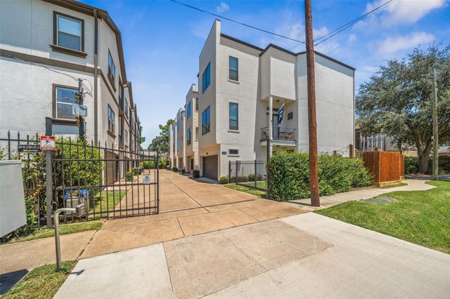919 W 22nd Street C, Houston, TX 77008
