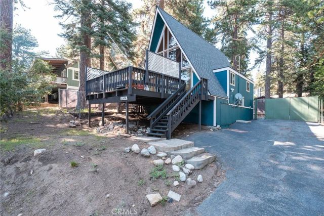31496 Circle View, Running Springs, CA 92382