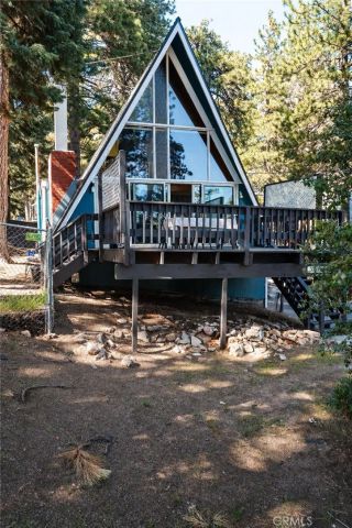31496 Circle View, Running Springs, CA 92382
