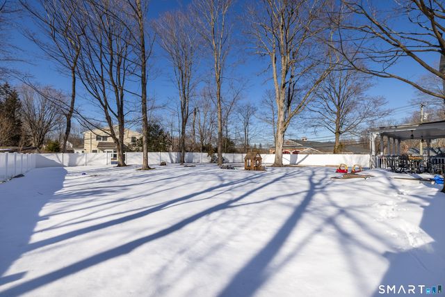 5385 Main Street, Trumbull, CT 06611