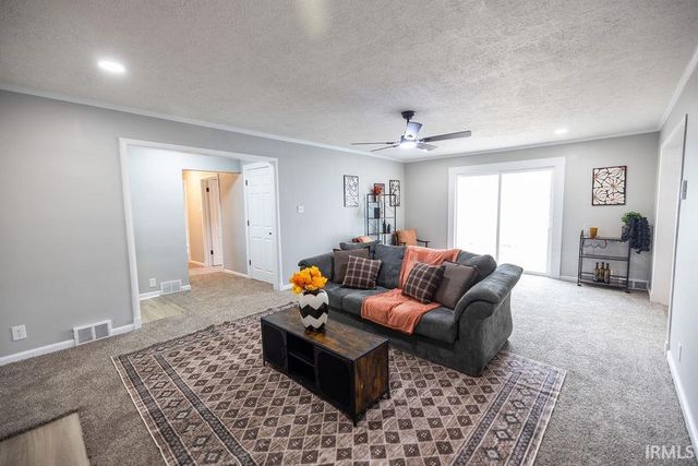 1308 N Woodridge Avenue, Muncie, IN 47304