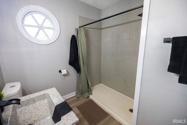 1308 N Woodridge Avenue, Muncie, IN 47304