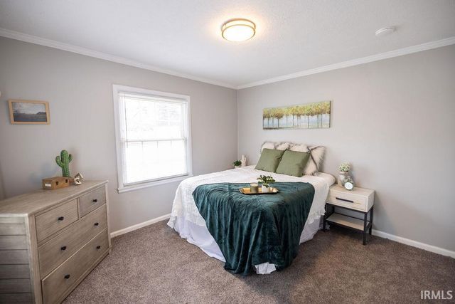 1308 N Woodridge Avenue, Muncie, IN 47304