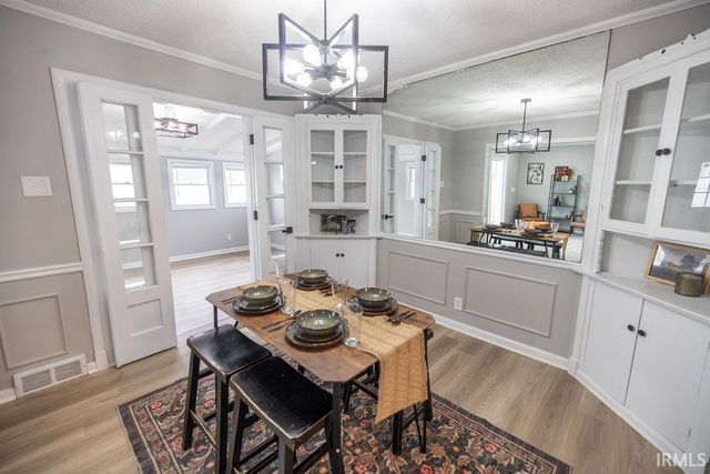 1308 N Woodridge Avenue, Muncie, IN 47304