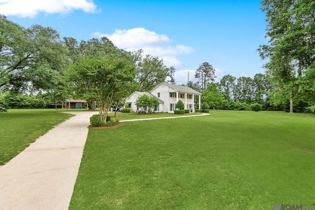 8196 Wildwood Dr, Denham Springs, LA 70706