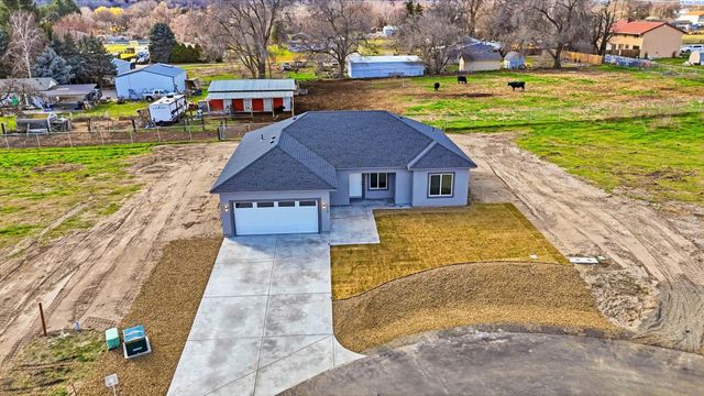 2150 S Elm Place, Kennewick, WA 99337