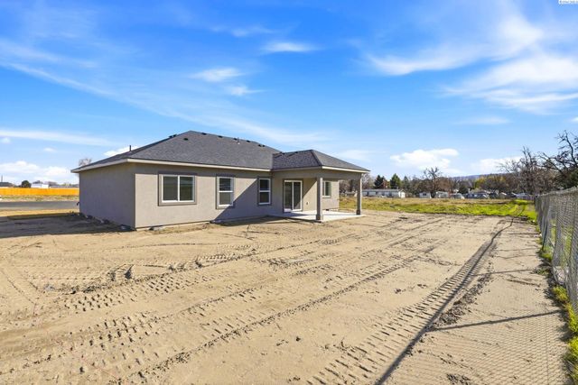 2150 S Elm Place, Kennewick, WA 99337