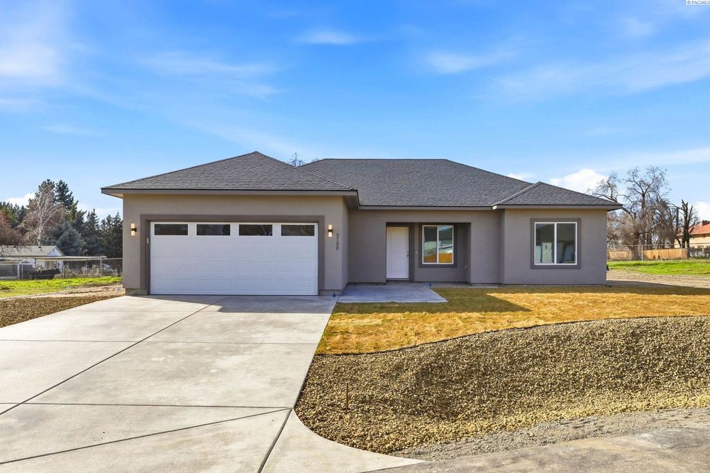 2150 S Elm Place, Kennewick, WA 99337
