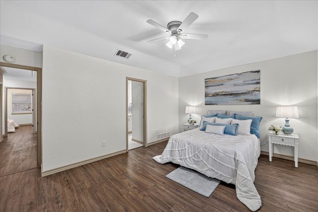 4411 Willow Bend Drive, Arlington, TX 76017