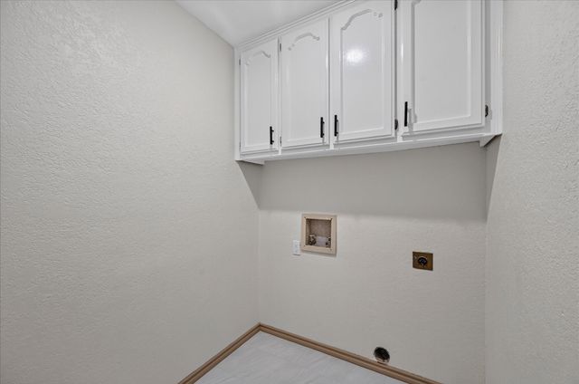 4411 Willow Bend Drive, Arlington, TX 76017
